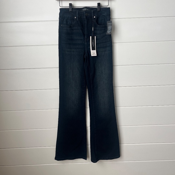 New with tags! Liverpool High Rise Hannah Flare Eco Size: 2/26 - Picture 2 of 6